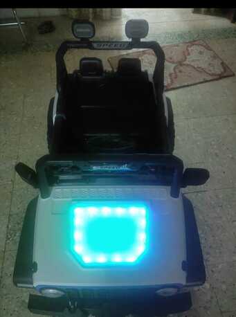 SAR 400,  KIDS ELECTRIC CAR photo 1