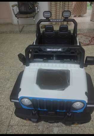 SAR 400,  KIDS ELECTRIC CAR photo 2