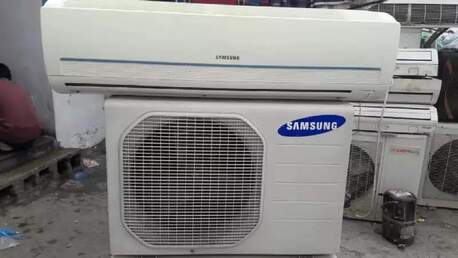 SAR 700,  Selling A Samsung 1.5 Ton Split Air Conditioner In Excellent Working Condition photo 1