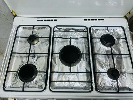 SAR 500,  Gas Stove photo 2
