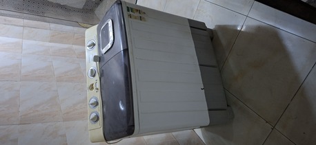 SAR 300,  Washing Machine Sami Automatic photo 2