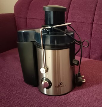 SAR 50,  Juice Extractor – Good Working Condition photo 1