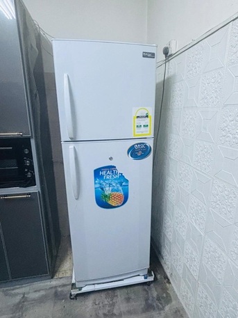 SAR 800,  Refrigerator - Basic photo 1