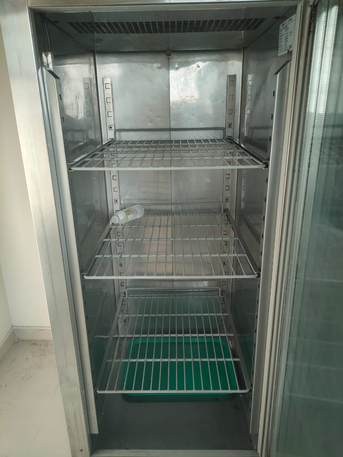 Commercial Freezer For Sale – Excellent Cooling photo 3
