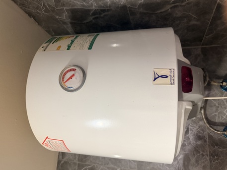 SAR 250,  Water Heater 50litre Saudi Ceramics photo 2