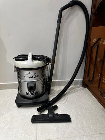 SAR 150,  HITACHI Vacuum Cleaner (1600 Watts, 15L) photo 1
