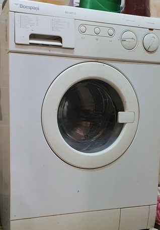 SAR 200,  Washing Machine For Sale photo 1
