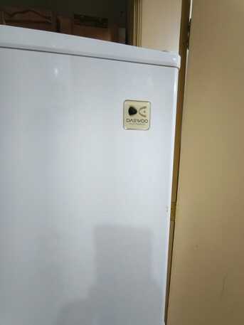 SAR 450,  Daewoo Refrigerator Urgent  For Sale In Low Price photo 2