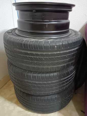 SAR 250,  Used 16-inch Car Wheel Rims In Good Condition. photo 2