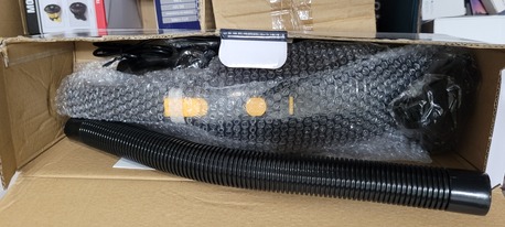 SAR 60,  Cordless Dry Wet Vaccum Cleaner photo 2