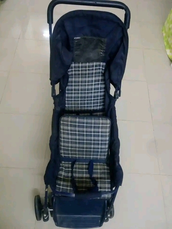 SAR 150,  Baby Car - Stroller photo 3