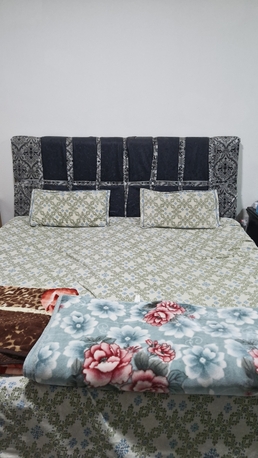 SAR 650,  King Size Bed With Dressing Table, Side Stool, Cabinet And Semi Auto Washing Machine. photo 1