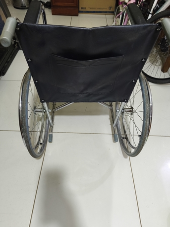 SAR 100,  Wheel Chair For Sale In Excellent Condition. photo 3