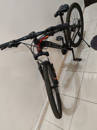 SAR 500,  Old & Used (year 2022) Bicycle (Mountain Bike 26T Multigeared) DIOU M40 photo 1