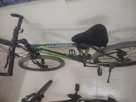 SAR 1200,  Bike 1 Small 1 Big