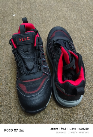 SAR 200,  Safety Shoes Slic (size 40)    (umair) photo 1
