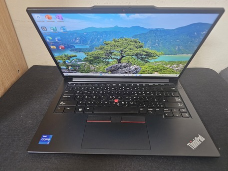 SAR 2500,  Lenovo Thinkpad E14 - Intel Core I7 13th Generation,16gb,512ssd,14" Display photo 2