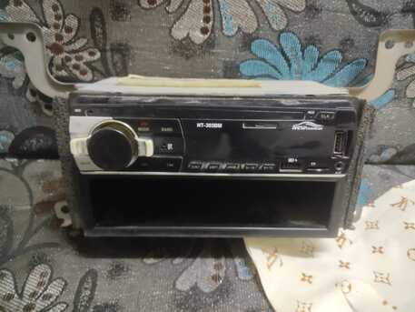 SAR 200,  Urgently Sell Toyota Yaris Car Audio Player photo 2