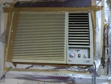 SAR 450,  Good Working Condition AC For Sale photo 1