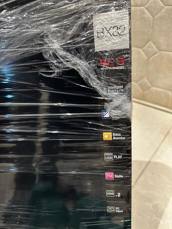 SAR 200,  Sony BRAVIA TV BX32 For Sale. Excellent Condition photo 2
