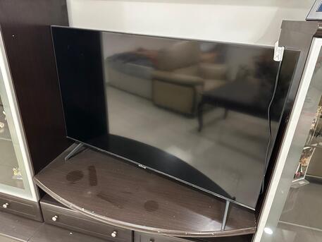 SAR 950,  SAMSUNG TV 50 Inch Smart TV With Box photo 2