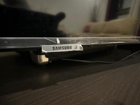 SAR 950,  SAMSUNG TV 50 Inch Smart TV With Box photo 3