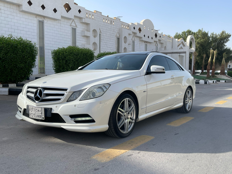 SAR 460000,  Mercedes E350 2012 Coupe Full Option photo 1