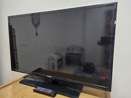 SAR 250,  Samsung LED TV photo 1