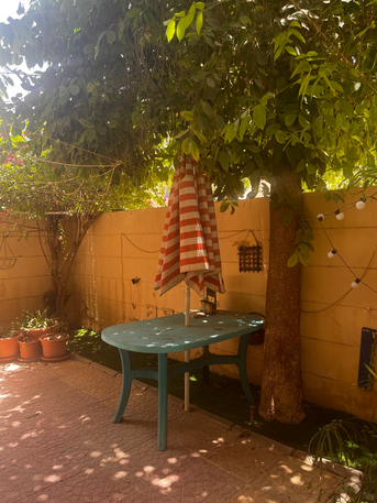 SAR 100,  Garden Table & Chairs Sr 100