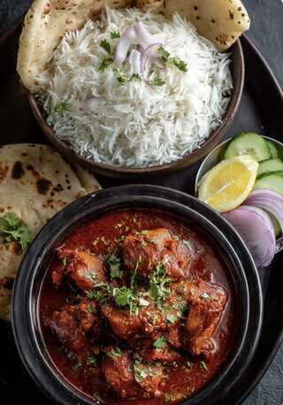 SAR 600,  Home Tiffin Centre - Weekly Menu  Dammam | 600 SAR/month | Transport Charges Separate | Fr photo 1