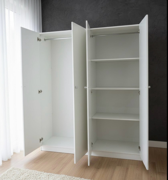 SAR 1600,  We Have Luxray Desing Bedroom Set Avalible photo 3
