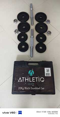 SAR 135,  Athletiq 20 Kg Dumbell Set photo 3