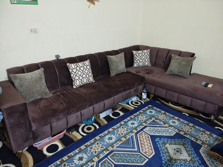 SAR 1000,  Sofa Set For Sale New Only 1 Month Old Sofa Has Been Made On Order photo 3