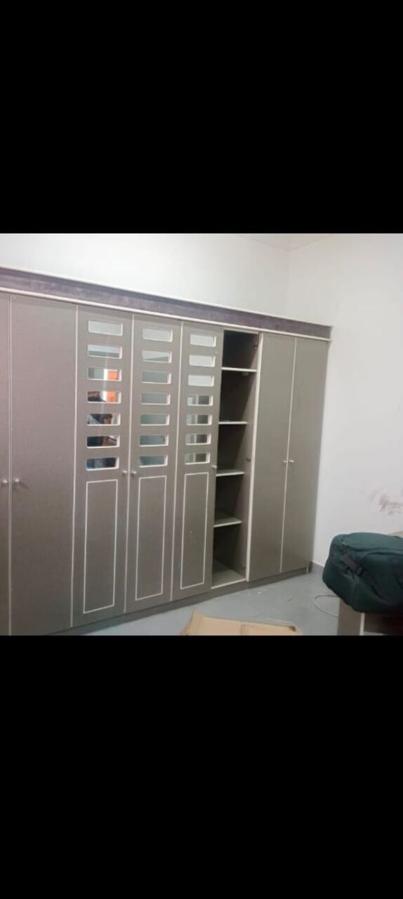 SAR 1,  Window. AC Washing Machine Child Bedroom.Dryer.bed, Cupboards Kitchen Cabinets For Sale.. photo 2