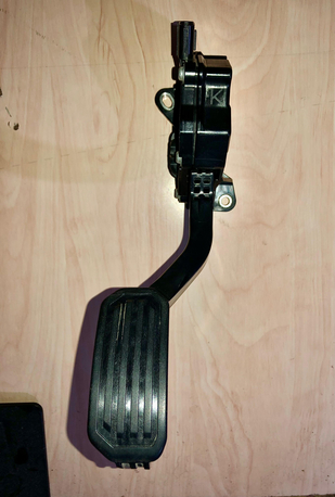 SAR 100,  Accelerator Pedal For Yaris And Corolla photo 2