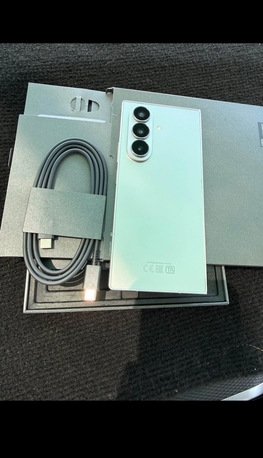 SAR 4500,  Samsung Z Fold 7 12/256 GB Silver photo 1