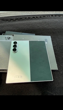 SAR 4500,  Samsung Z Fold 7 12/256 GB Silver photo 2