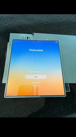 SAR 4500,  Samsung Z Fold 7 12/256 GB Silver photo 3