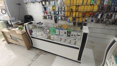 SAR 18000,  Mobile Accessories Shope