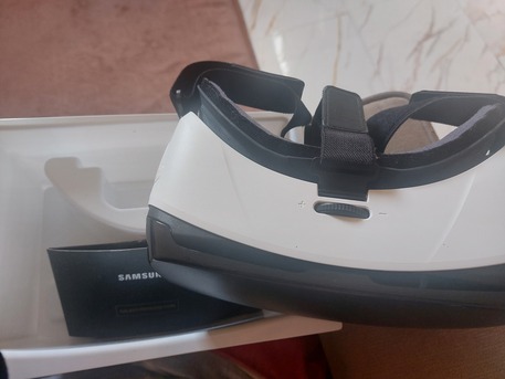 SAR 100,  Samsung Gear VR photo 2