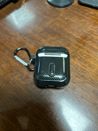 SAR 200,  Airpods 2 Gen photo 3