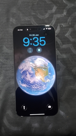 SAR 4000,  I Phone 16Pro Max 256GB, 100% Battery 🔋, Charging Cycle 63 Only photo 2