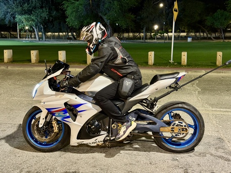 SAR 27500,  2013 Suzuki GSXR 1000 photo 2