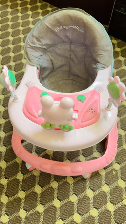 SAR 100,  Baby Items Used Like New - 100 SAR photo 1