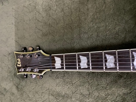 SAR 2600,  ESP LTD Elec Guitar photo 2