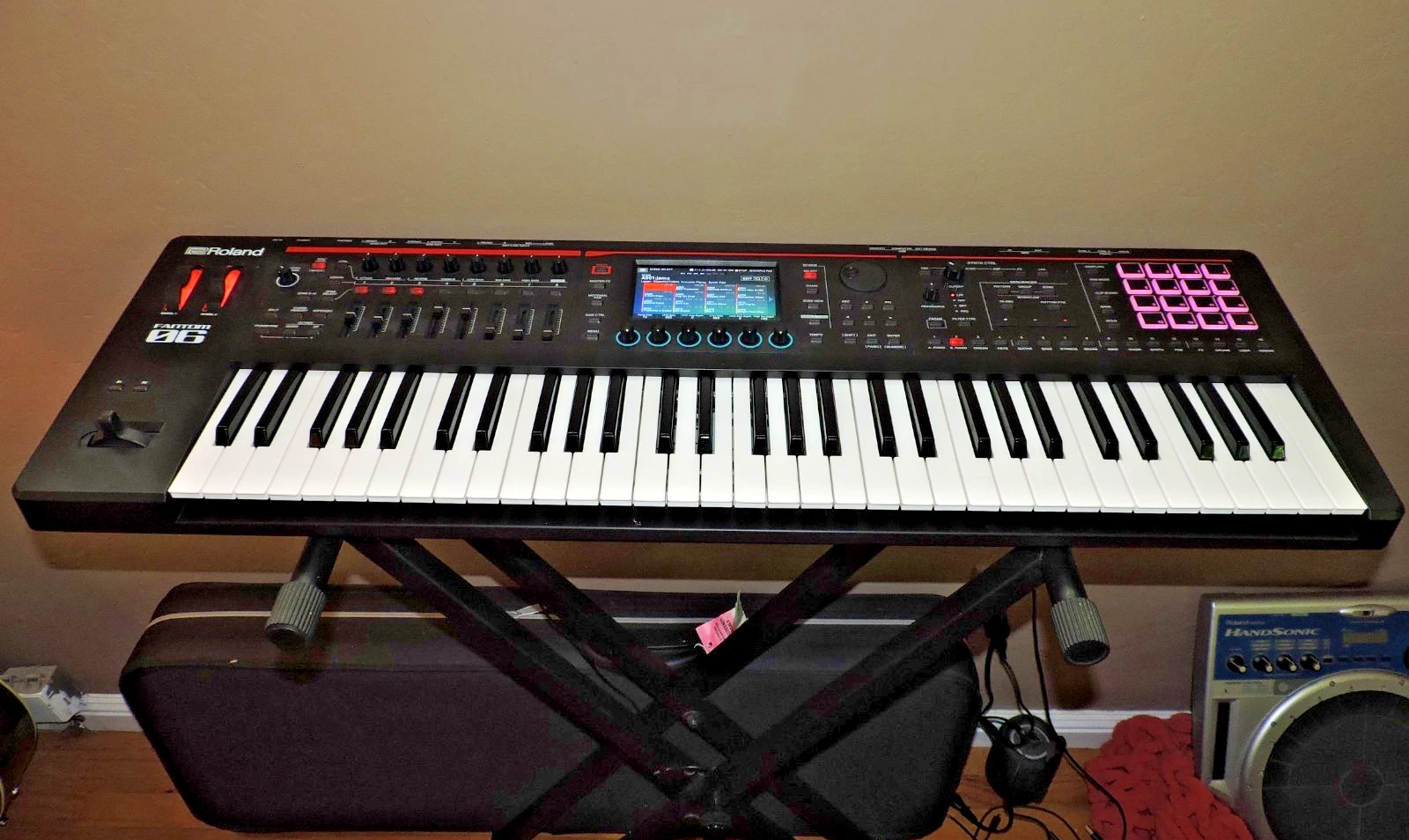 SAR 5800,  ROLAND FANTOM 06 PROFESSIONAL SYNTH KEYBOARD photo 1