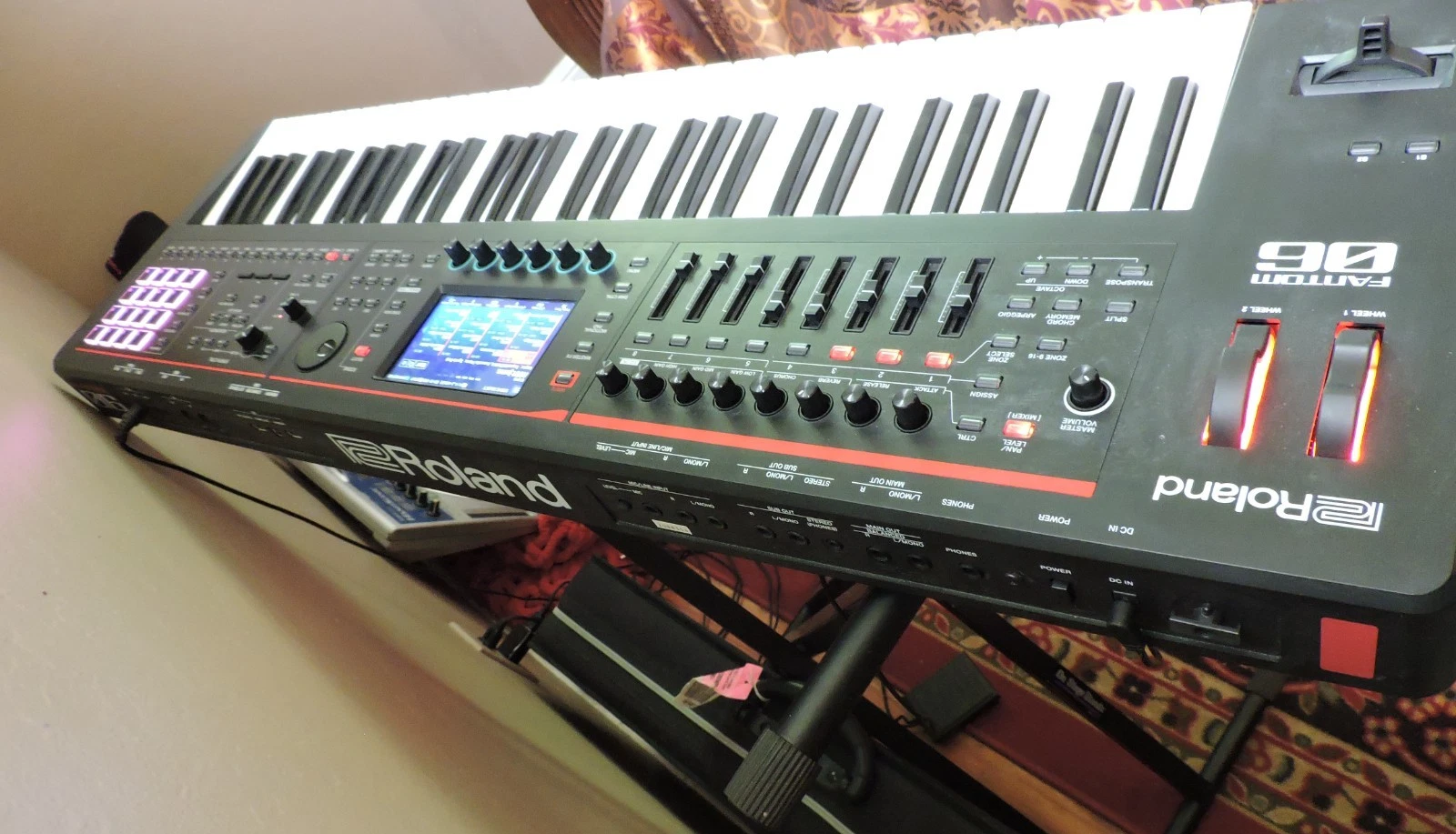 SAR 5800,  ROLAND FANTOM 06 PROFESSIONAL SYNTH KEYBOARD photo 2
