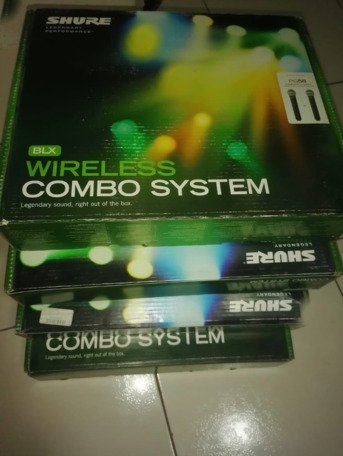 SAR 2300,  SHURE DUAL WIRELESS MICS photo 2