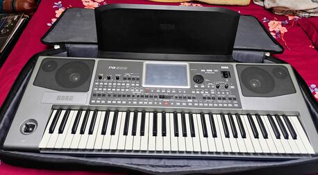 SAR 5000,  Korg PA900 Professional Keyboard Mint Condition photo 2