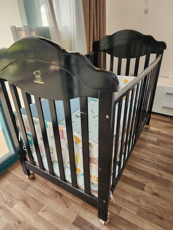 SAR 300,  Baby Bed photo 1